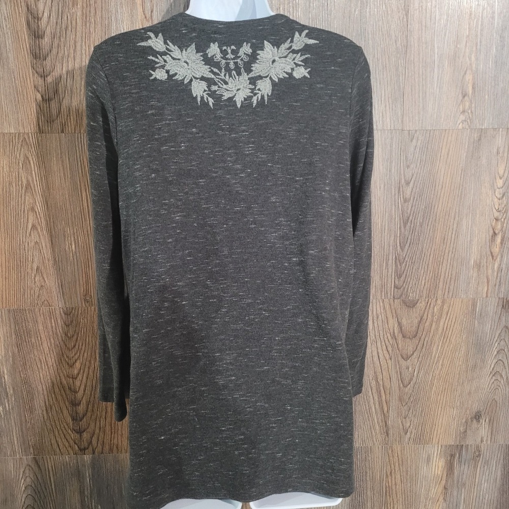 J Jill Embroidered Knit Tunic Top Sz XS Gray Split Neck Boho Neutral Long Slv - Picture 7 of 12